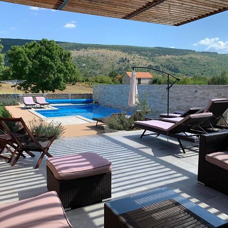 Kameni Dvori Villa Donji Prolozac Luaran gambar
