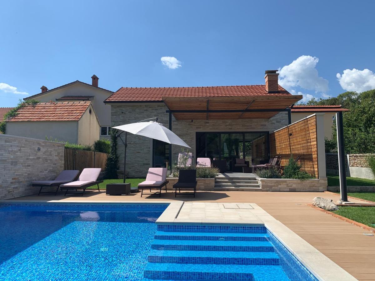 Kameni Dvori Villa Donji Prolozac Luaran gambar