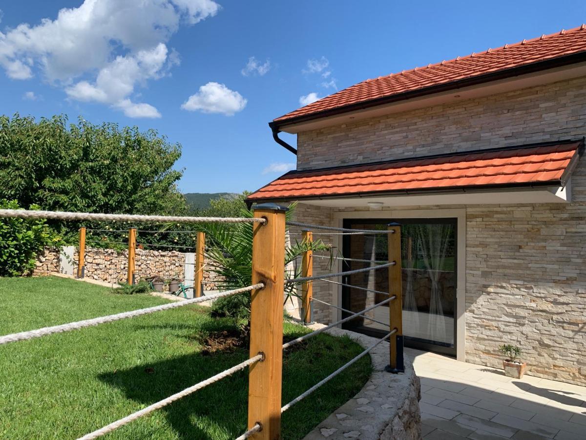Kameni Dvori Villa Donji Prolozac Luaran gambar