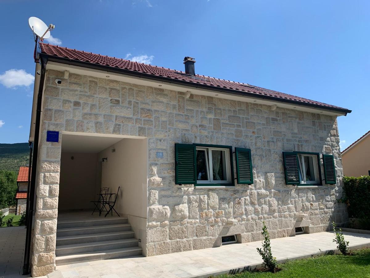 Kameni Dvori Villa Donji Prolozac Luaran gambar